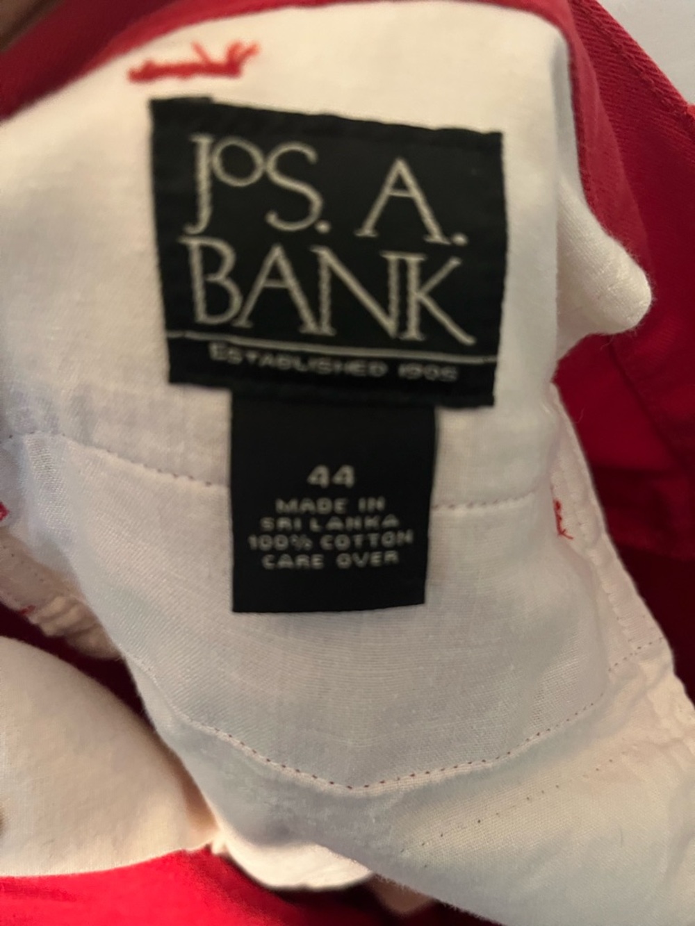 Men's Jo’s. A. Banks Red  Embroidered Crab Shorts - Picture 2 of 4